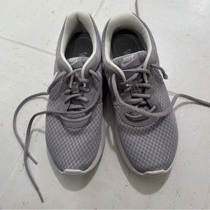 Nike Women's Tanjun Running Shoe